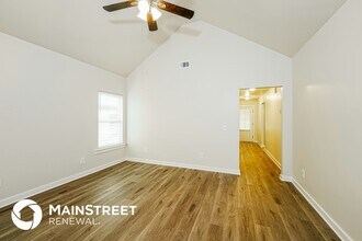 555 Kincaid Cove Ln in Odenville, AL - Building Photo - Building Photo