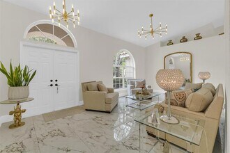 4112 NW 58th Dr in Coconut Creek, FL - Building Photo - Building Photo