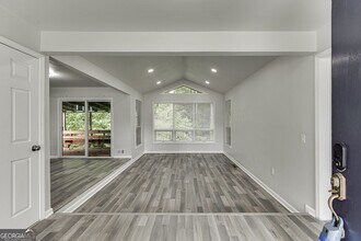 3349 Old Atlanta Rd in Suwanee, GA - Building Photo - Building Photo