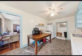 2037 Gabriel Ave in Zion, IL - Building Photo - Building Photo