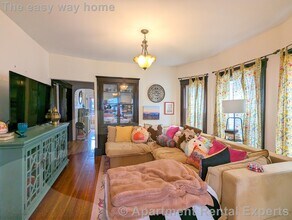 69 Prichard Ave in Somerville, MA - Building Photo - Building Photo