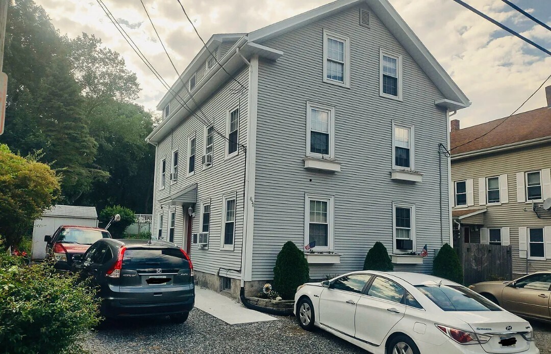 858 Lower River Rd in Lincoln, RI - Building Photo