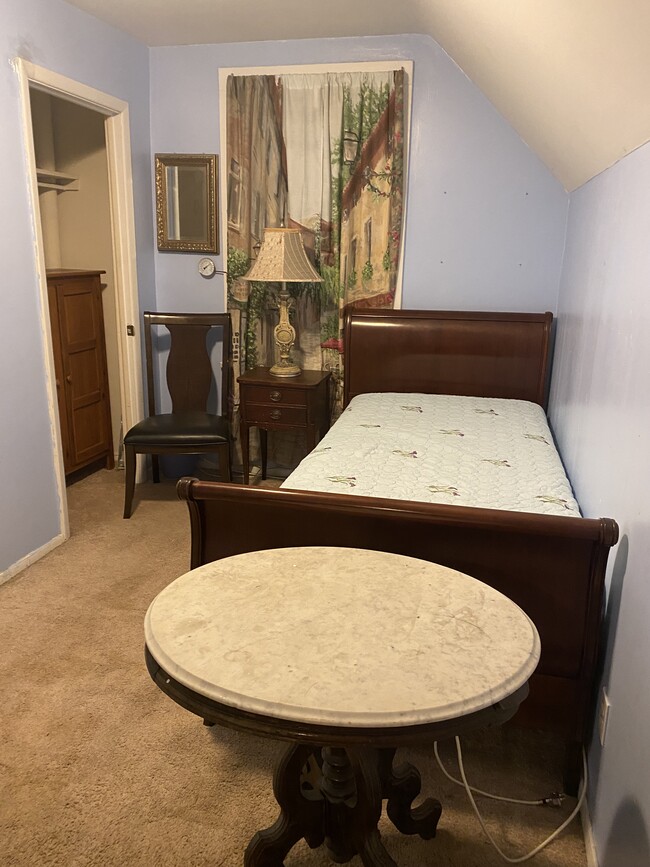property at 24 Linden Pl