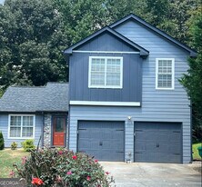 2890 Duncan Pl in Decatur, GA - Building Photo