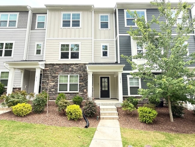 property at 1815 Starlit Sky Ln