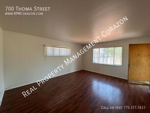 700 Thoma St in Reno, NV - Building Photo - Building Photo