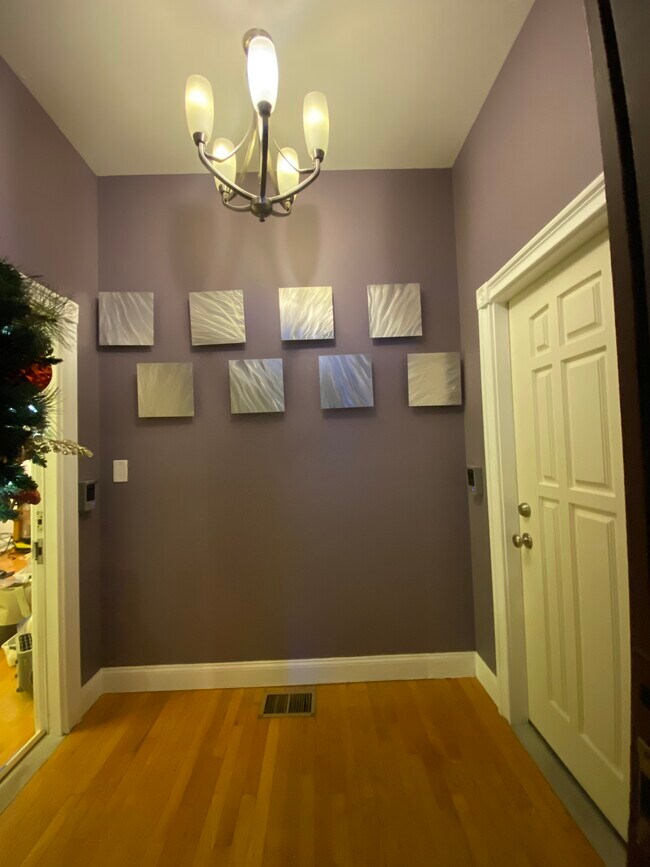 2720 W Warren Blvd, Unit #1 in Chicago, IL - Building Photo - Building Photo