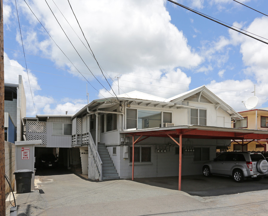 2135 Eluwene St in Honolulu, HI - Foto de edificio