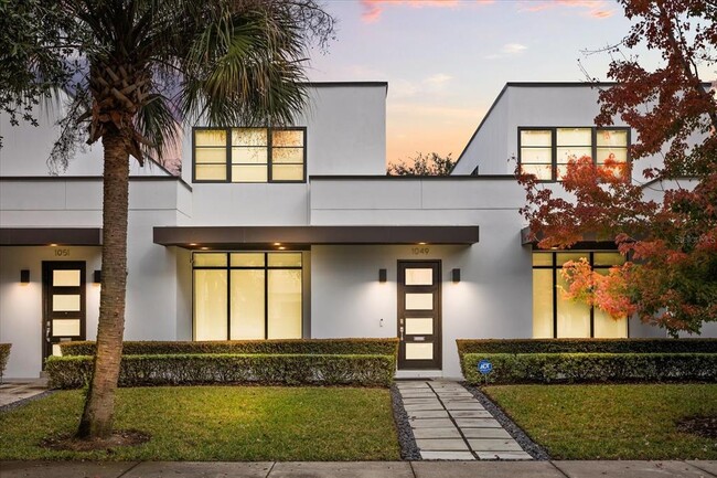 property at 1049 N Kentucky Ave