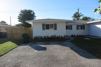 2821 NE 2nd Ave in Boca Raton, FL - Building Photo - Building Photo