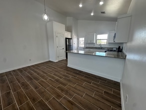 612 Hesse Dr in Socorro, TX - Building Photo - Building Photo