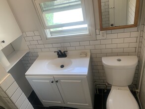 176 Steele St in New Britain, CT - Building Photo - Building Photo