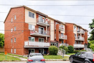 3318 Charles-Best Rue in Laval, QC - Building Photo