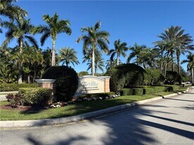 6458 Emerald Dunes Dr in West Palm Beach, FL - Building Photo