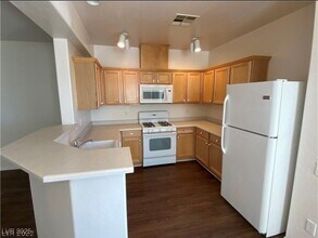 6630 Flaminian Ln in North Las Vegas, NV - Building Photo - Building Photo