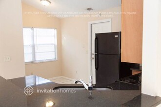 12710 Dunhill Dr, Unit 0221 in Tampa, FL - Building Photo - Building Photo