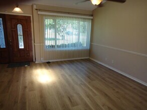 1417 McDermott Ln in Royal Palm Beach, FL - Building Photo - Building Photo