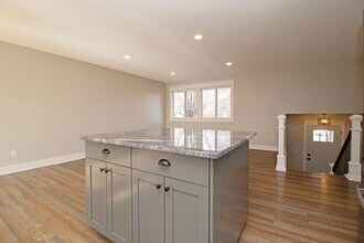 6082 Kalland Cir NE in Albertville, MN - Building Photo - Building Photo