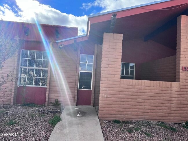 5524 Oakbriar Cir in El Paso, TX - Building Photo - Building Photo