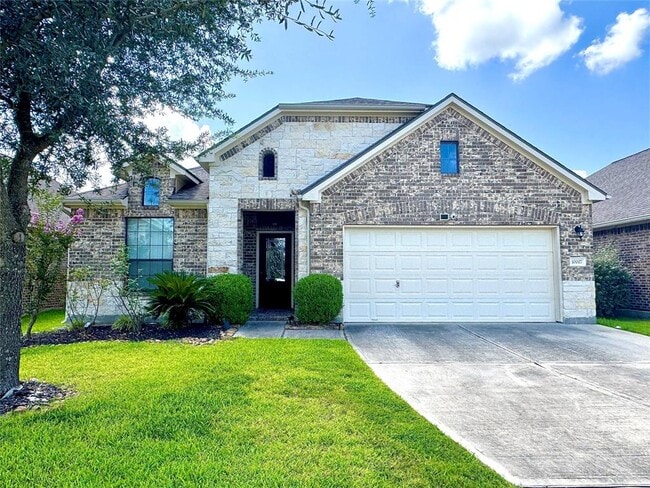 10007 Red Tamarack Ln in Tomball, TX - Building Photo - Building Photo