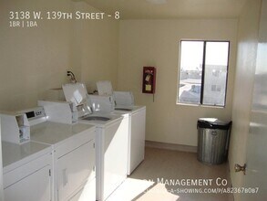 3138 139th St-Unit -8 in Hawthorne, CA - Building Photo - Building Photo