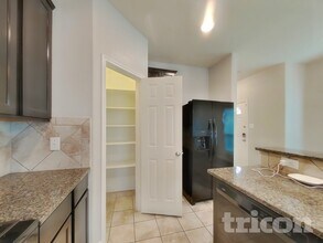 6022 Wesley Manor Ct in Katy, TX - Building Photo - Building Photo