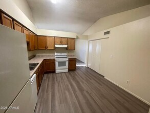 727 S Hartford St in Chandler, AZ - Building Photo - Building Photo
