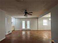 1313 Fieldcrest in New Braunfels, TX - Building Photo - Building Photo