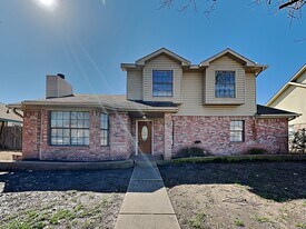 7804 Rice Dr in Rowlett, TX - Building Photo
