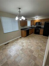 1821 Schulte Hill Dr in Maryland Heights, MO - Building Photo - Building Photo