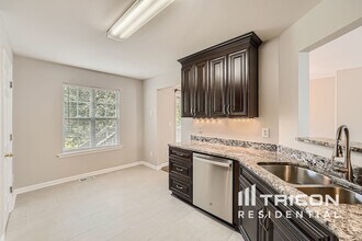 3828 Autumn View Ln NW in Acworth, GA - Building Photo - Building Photo