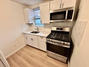 30 Davis St in Beacon, NY - Building Photo - Building Photo