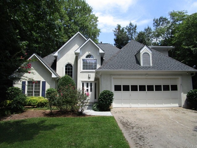 1514 Shadow Ridge Cir in Woodstock, GA - Building Photo