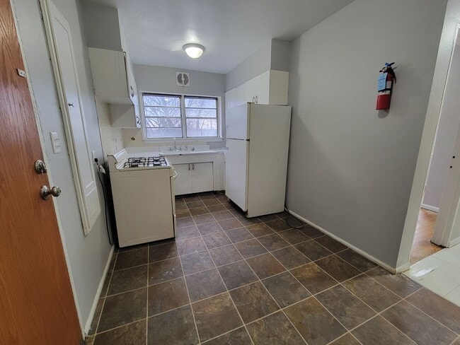 709 W 14th St in Davenport, IA - Building Photo - Building Photo