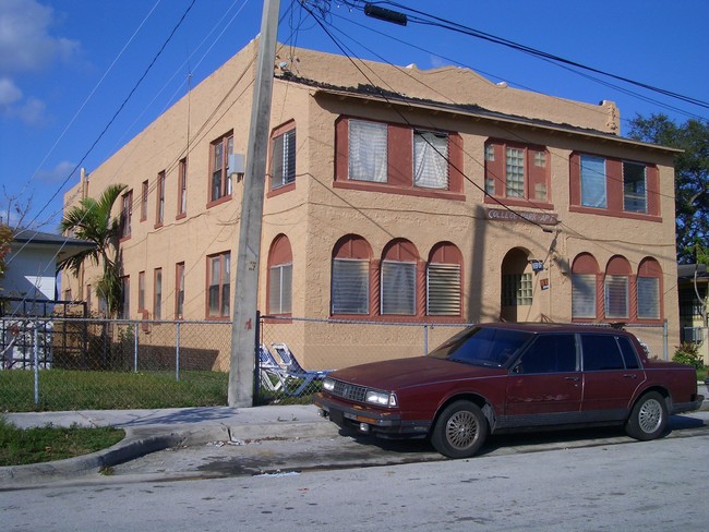 421 NW 59th Ter in Miami, FL - Building Photo - Building Photo