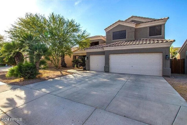 4048 E Kroll Dr in Gilbert, AZ - Building Photo - Building Photo