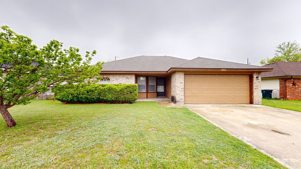 2614 Lazy Ridge Dr in Killeen, TX - Building Photo