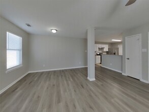 5746 Gasser Ln in Houston, TX - Building Photo - Building Photo