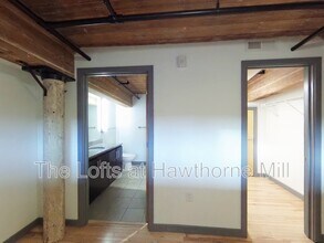 1101 Hawthorne Ln in Charlotte, NC - Building Photo - Building Photo