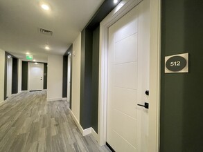 788 W Marietta St NW, Unit 512 in Atlanta, GA - Building Photo - Building Photo