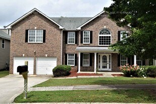 4424 Michael Jay St in Snellville, GA - Building Photo