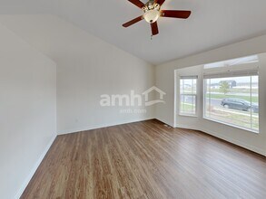 2883 2415 N in Clinton, UT - Building Photo - Building Photo