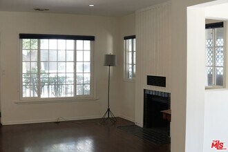 1016 Palm Ave in West Hollywood, CA - Foto de edificio - Building Photo