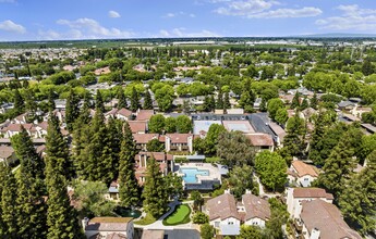 Timberlake Condominiums in Modesto, CA - Building Photo - Building Photo