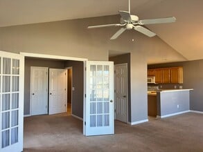 115 Marbella Dr in Murrells Inlet, SC - Building Photo - Building Photo