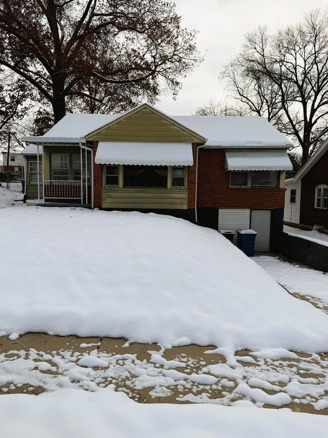 property at 3826 Melba Pl