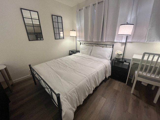 7327 Sovereign Ct in Citrus Heights, CA - Foto de edificio - Building Photo