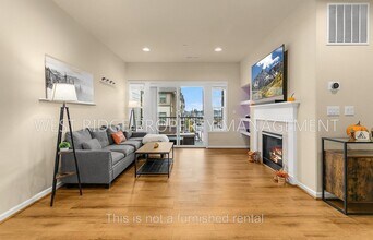 13319 SW 169th Ave in Beaverton, OR - Building Photo - Building Photo