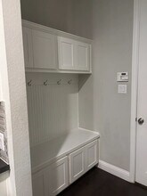 Room in Townhome on Snapdragon Wy in Dallas, TX - Building Photo - Building Photo