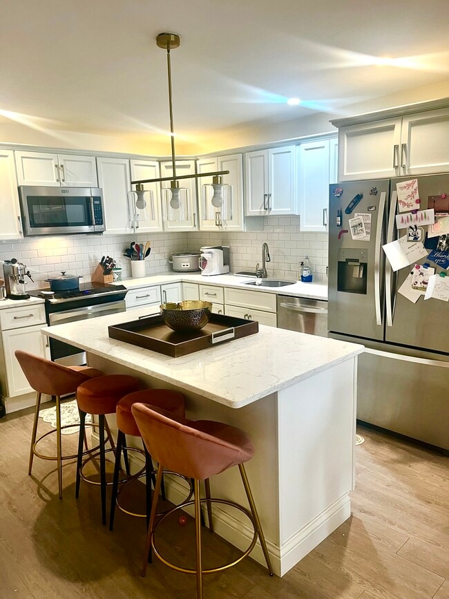 120 Webster St, Unit 2